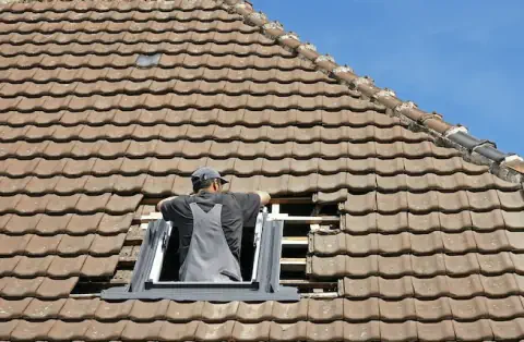 Pose de velux - Maël-Carhaix